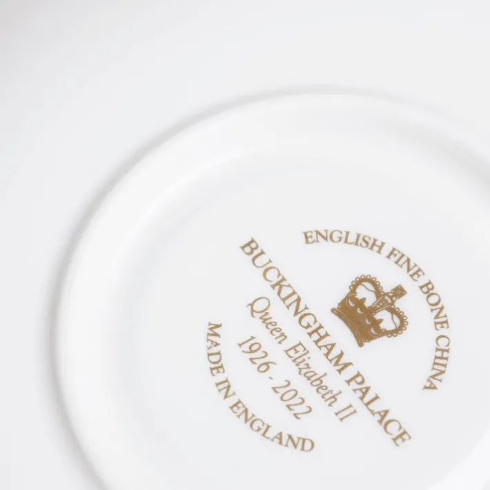 Royal Collection Shop Queen Elizabeth Ii Commemorative Teacup And Saucer* Cups & Saucers